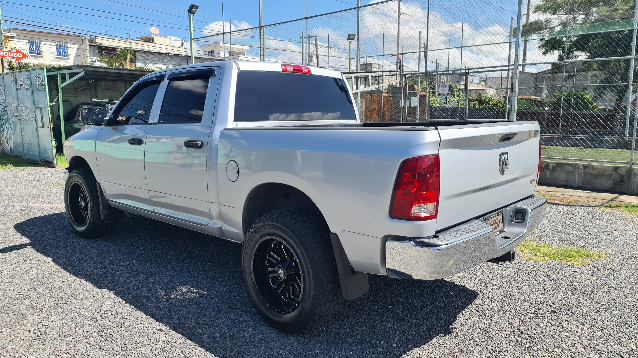 DODGE RAM 1500 - 2011